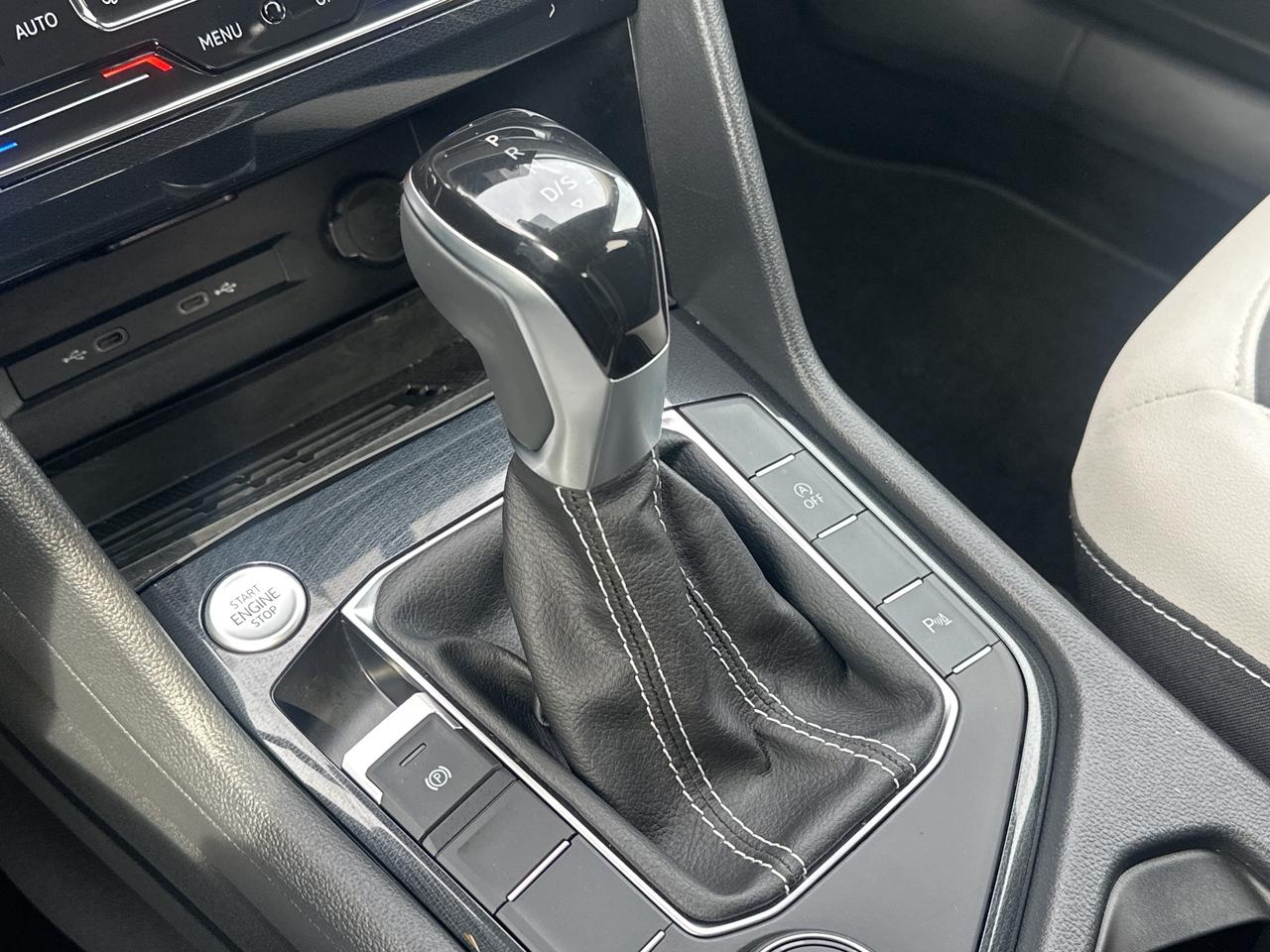 2025 Volkswagen Taos Comfortline 4Motion Photo