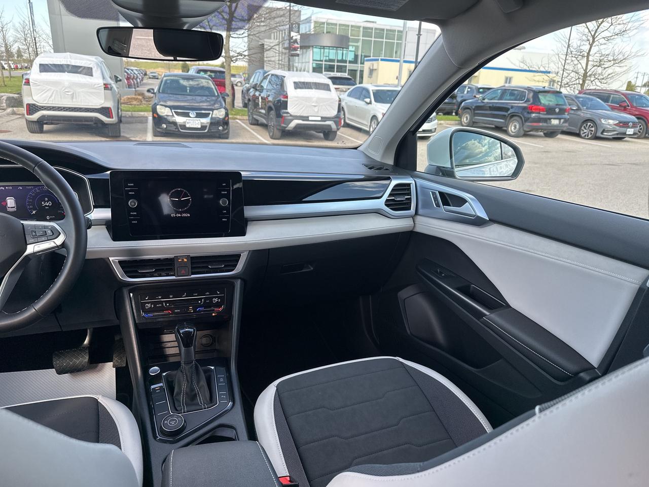 2025 Volkswagen Taos Comfortline 4Motion Photo