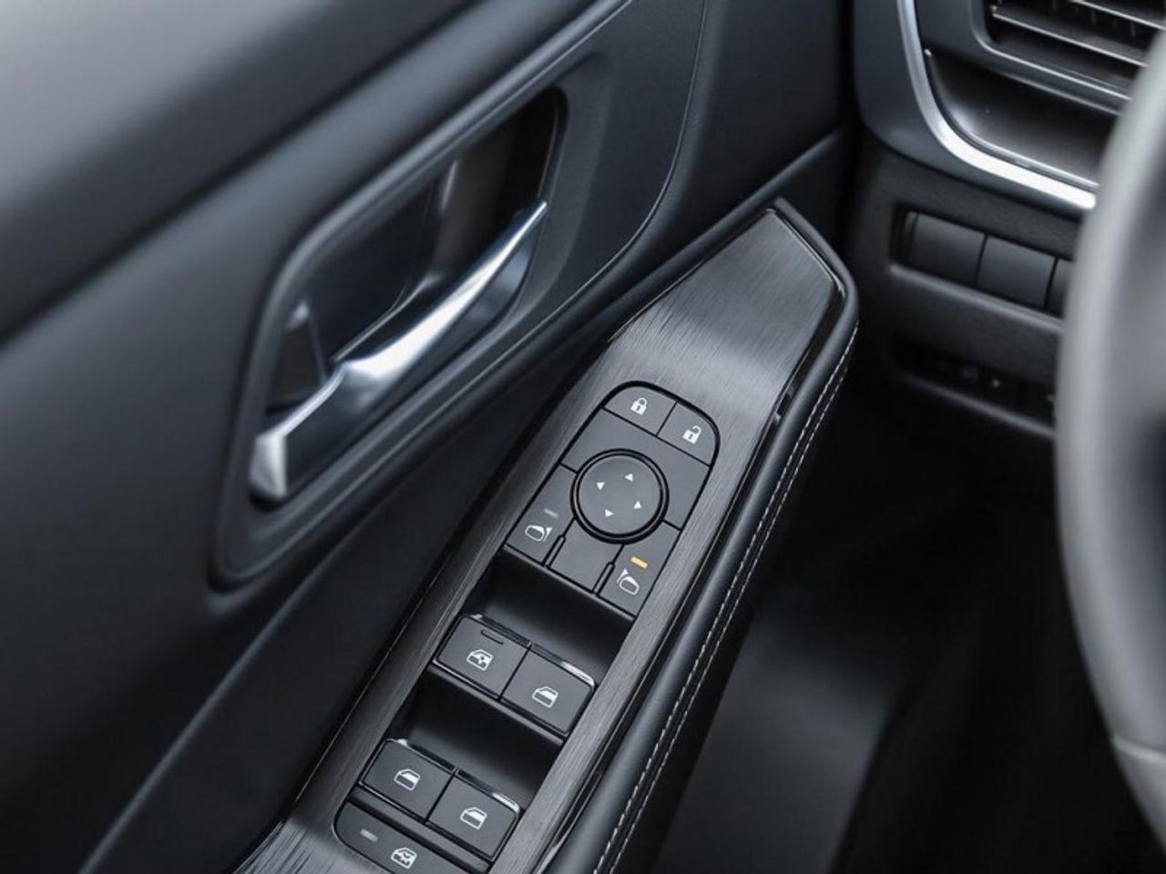 2026 Nissan Rogue SV Moonroof  - Low Mileage Photo