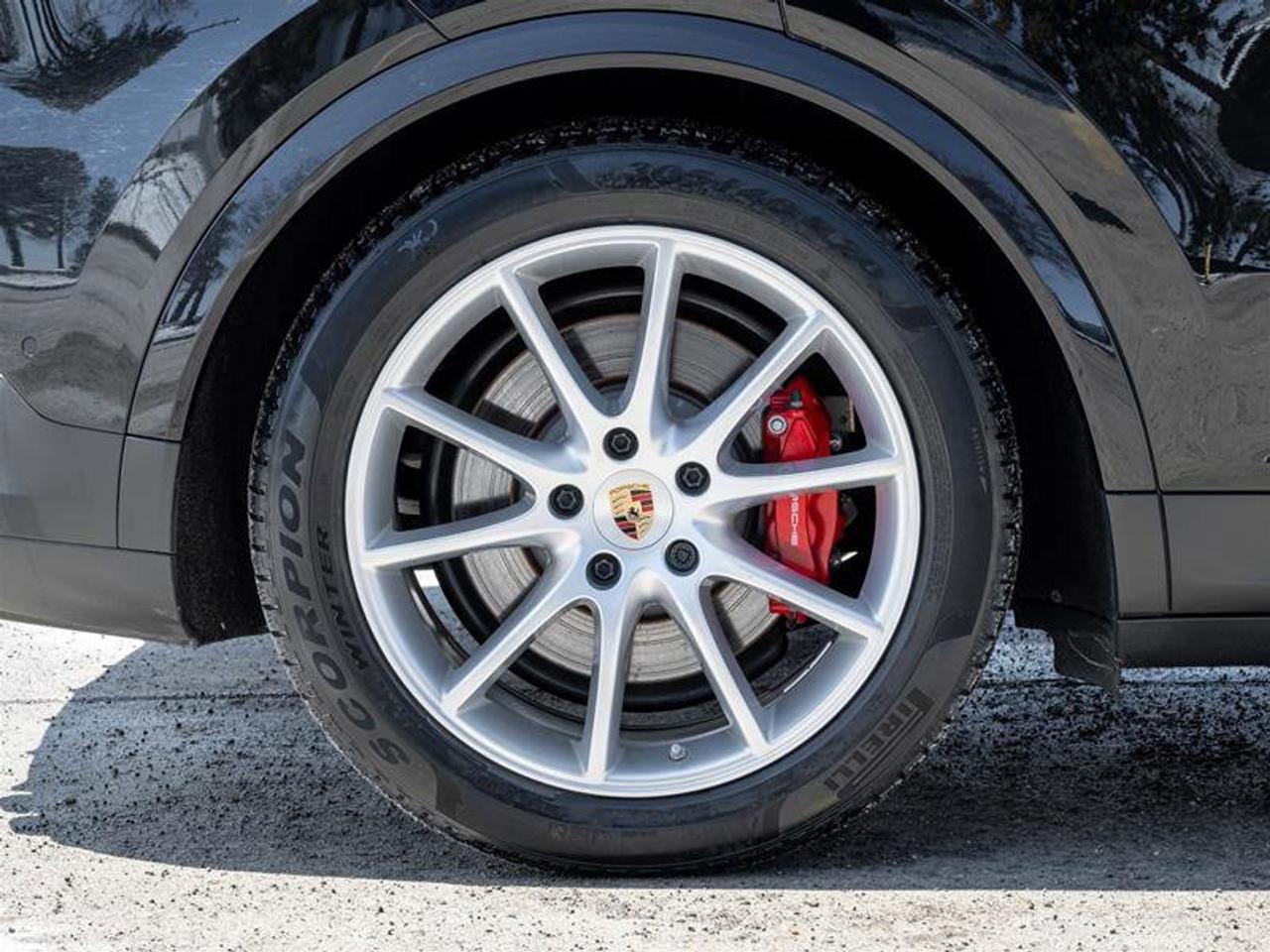 2025 Porsche Cayenne S E-Hybrid Coupe AWD Premium Pkg Plus  Technology Photo
