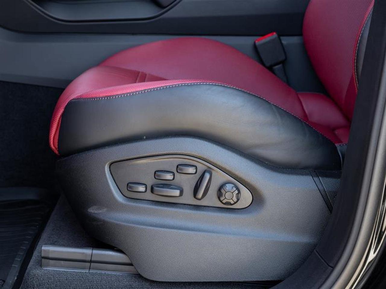 2025 Porsche Cayenne S E-Hybrid Coupe AWD Premium Pkg Plus  Technology Photo