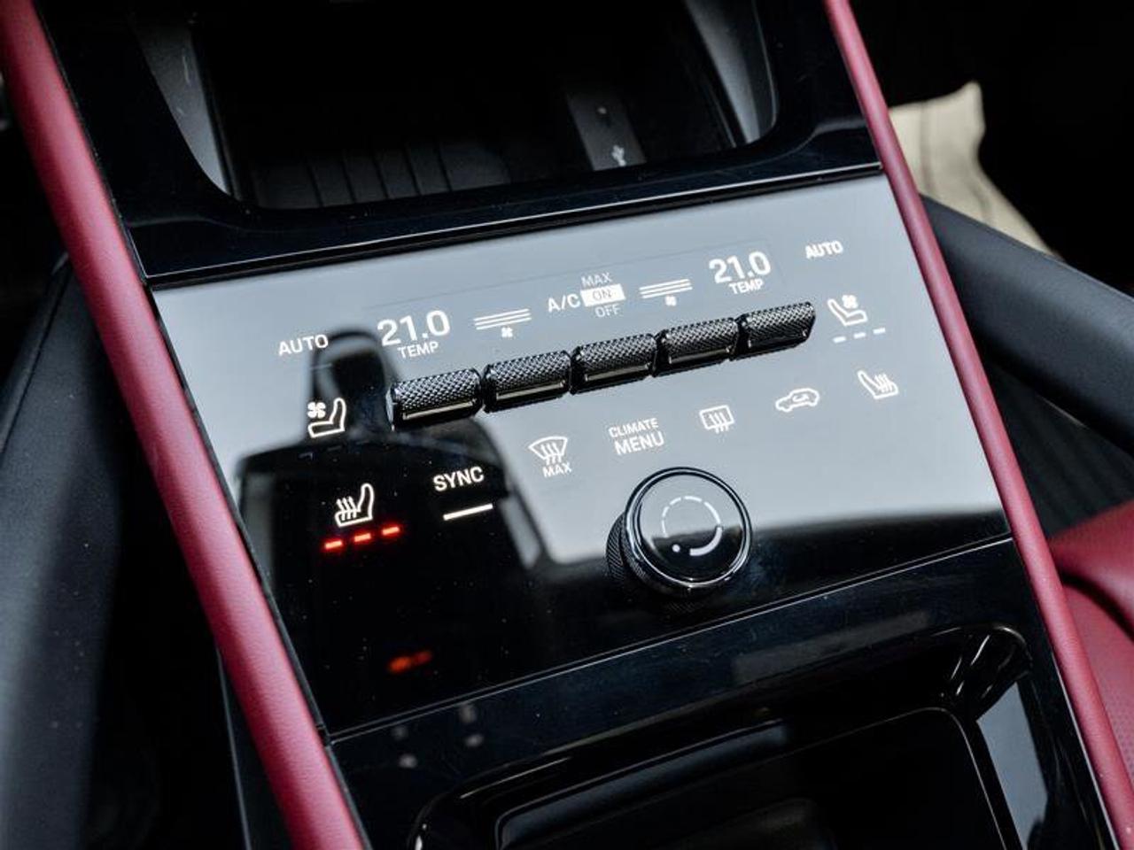 2025 Porsche Cayenne S E-Hybrid Coupe AWD Premium Pkg Plus  Technology Photo