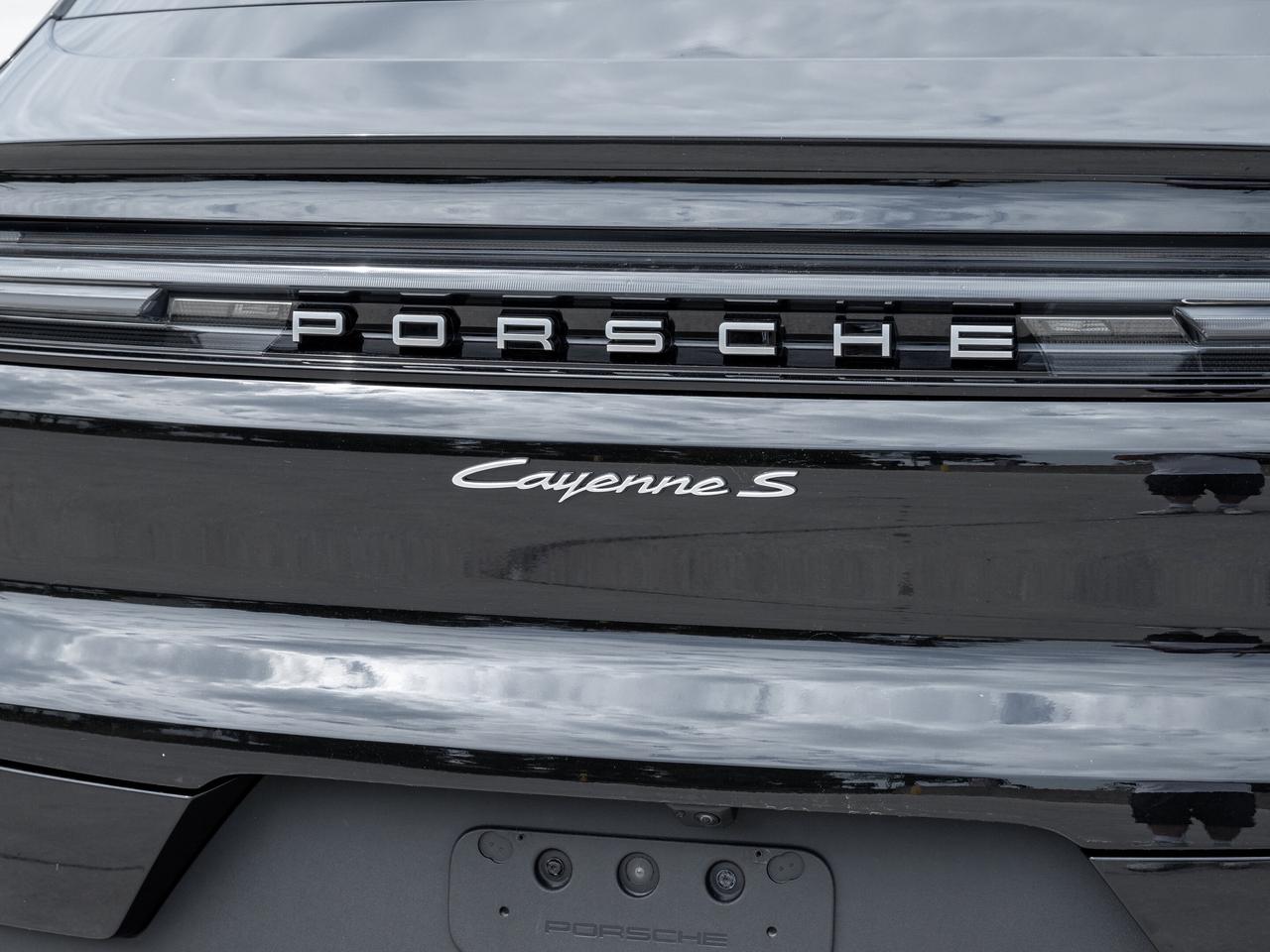 2025 Porsche Cayenne S E-Hybrid Coupe AWD Premium Pkg Plus  Technology Photo