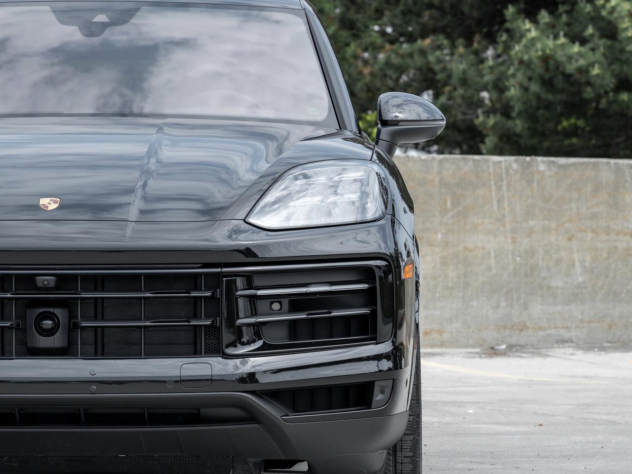 2025 Porsche Cayenne S E-Hybrid Coupe AWD Premium Pkg Plus  Technology Photo