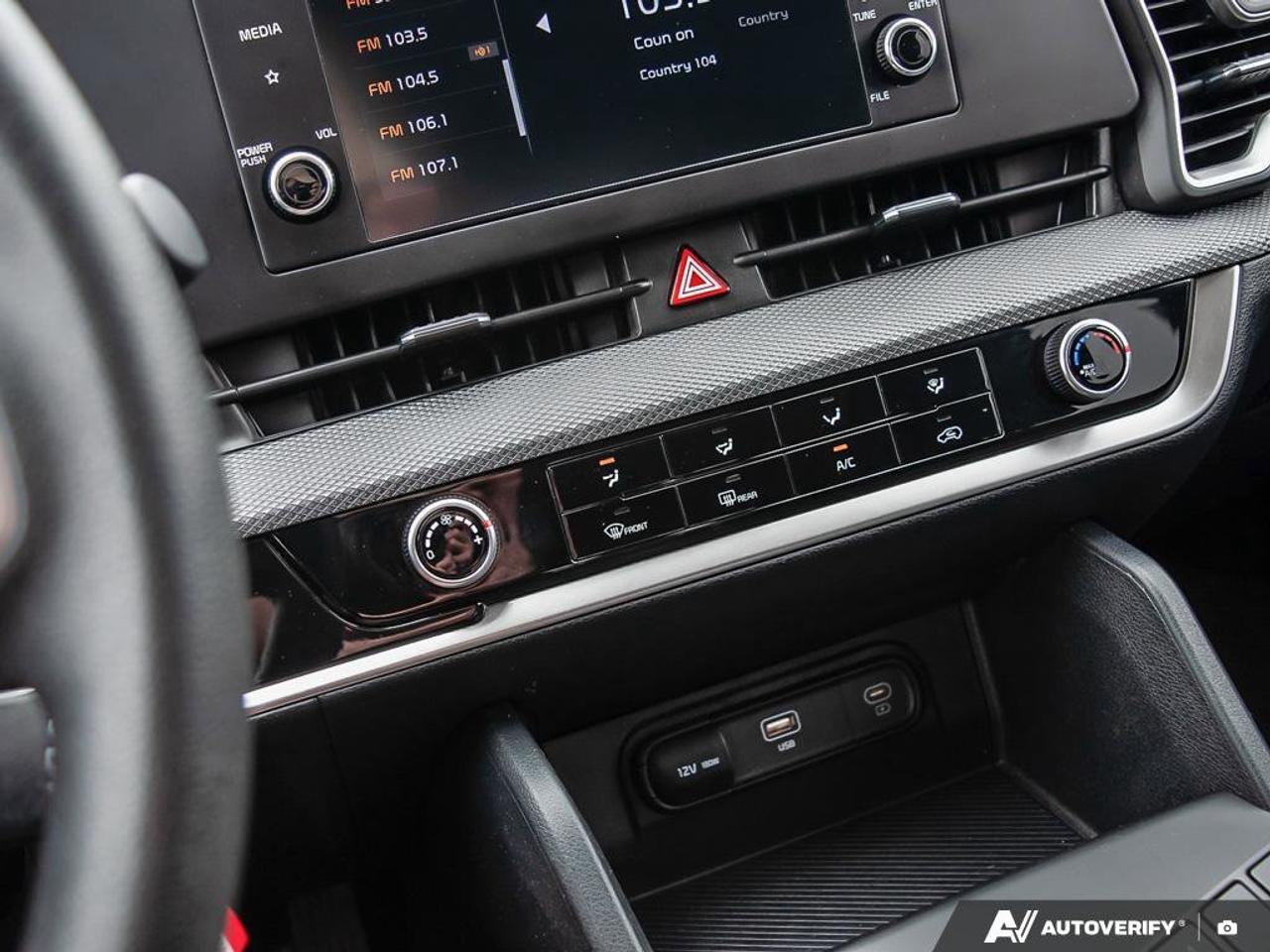 2024 Kia Sportage LX   AWD   Heated Seats   Apple CarPlay   Backup C Photo
