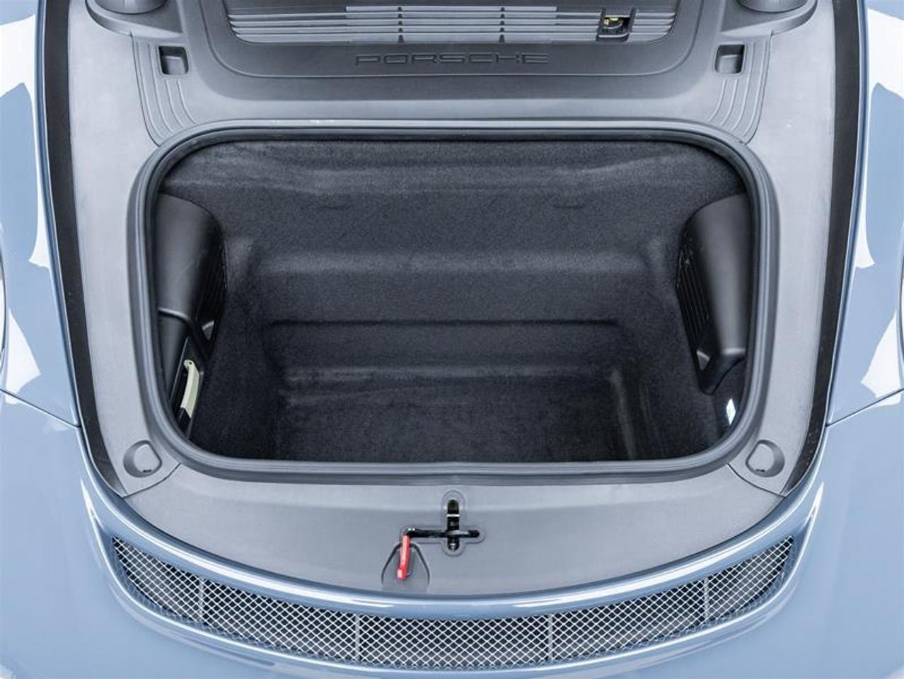 2018 Porsche 911  Photo