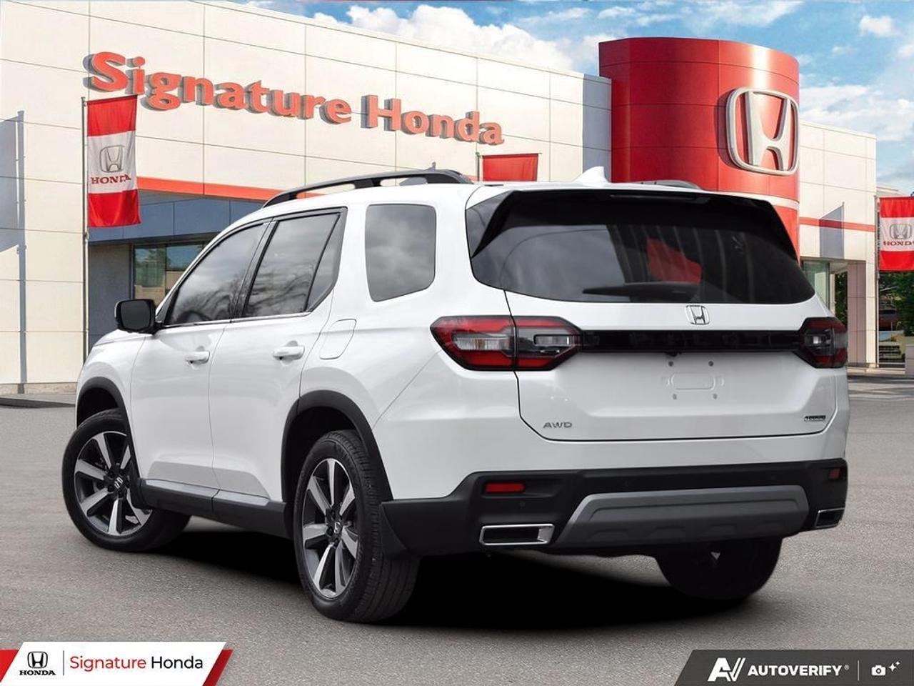 2025 Honda Pilot Touring Photo
