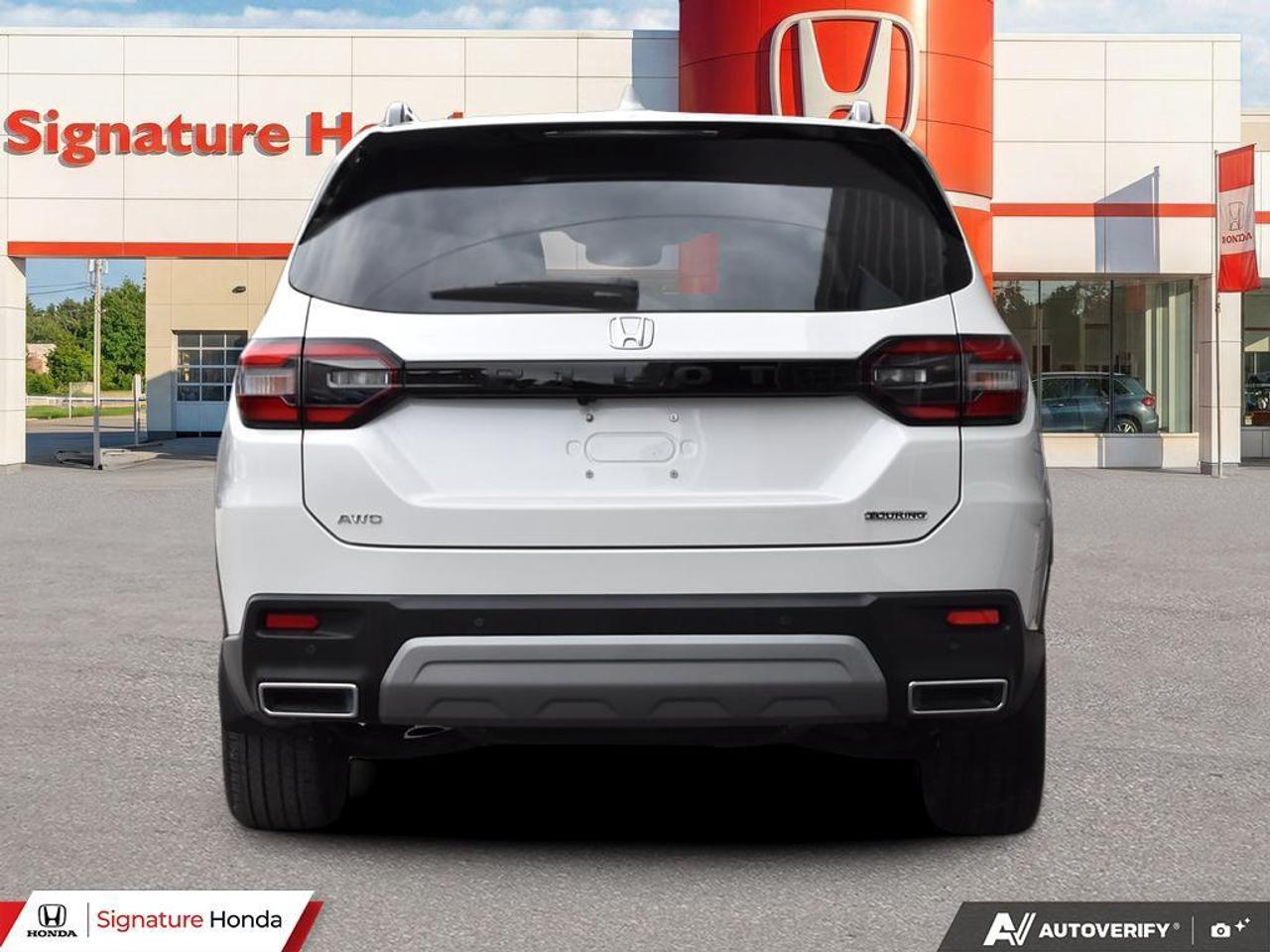 2025 Honda Pilot Touring Photo