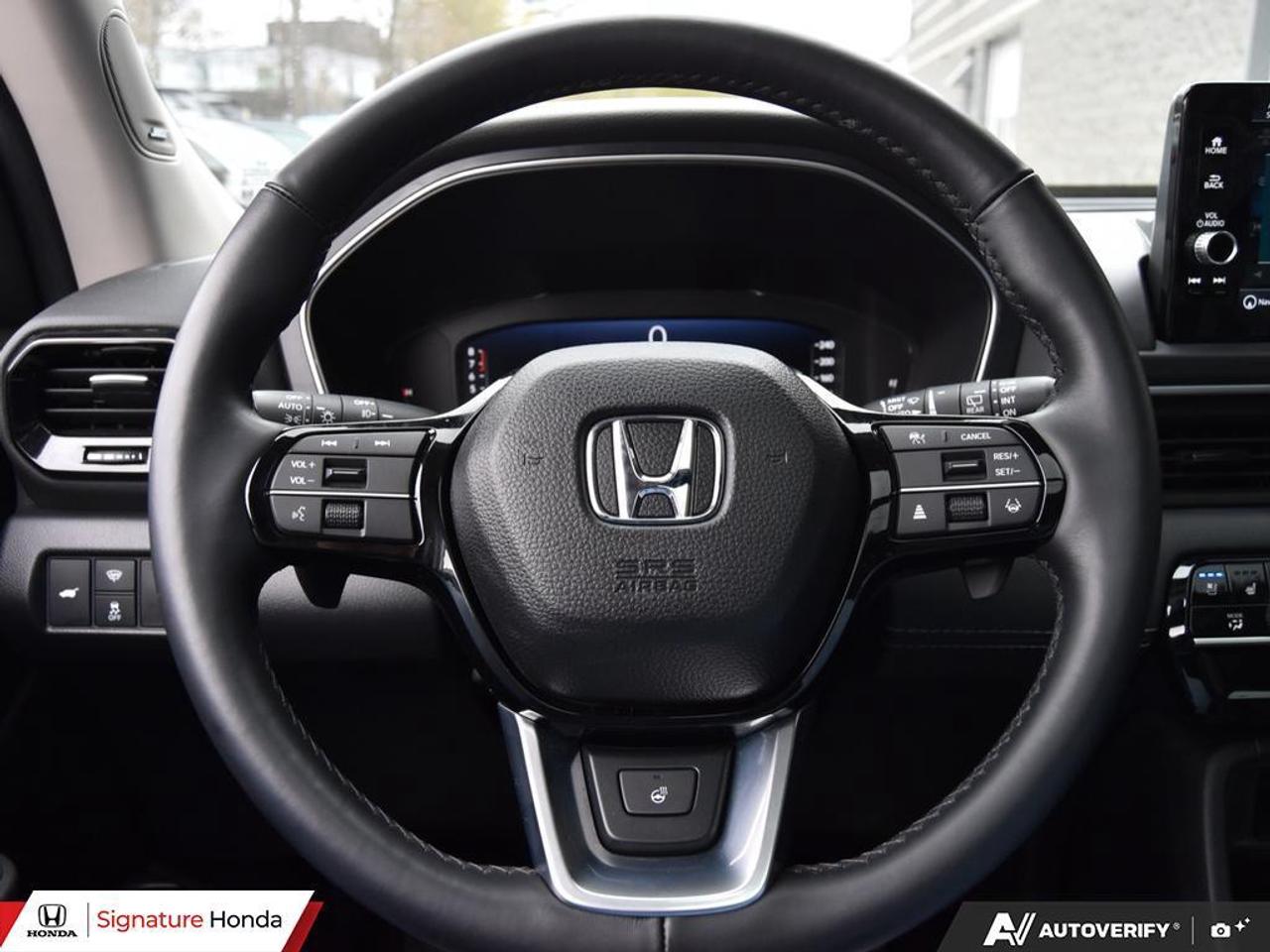 2025 Honda Pilot Touring Photo