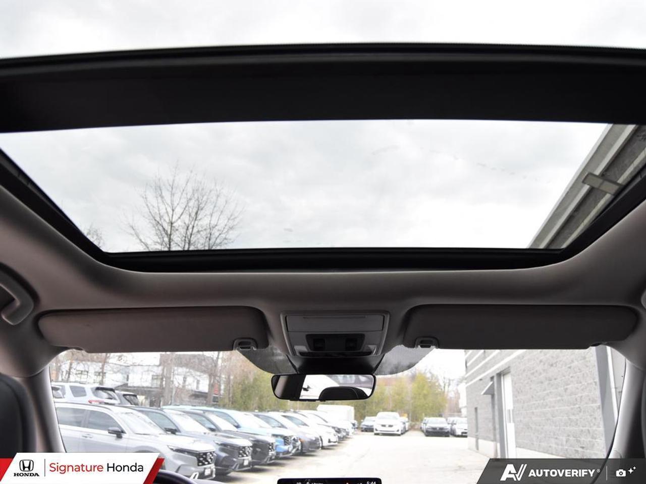 2025 Honda Pilot Touring Photo