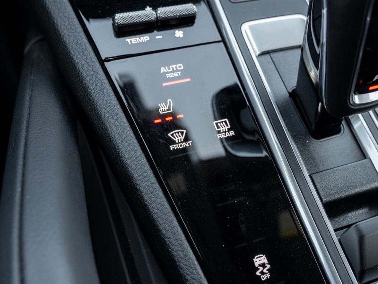 2023 Porsche Cayenne AWD CPO Premium Pkg Assistance Pkg Sport Chrono Pk Photo