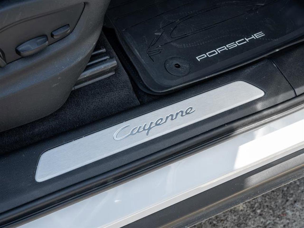 2023 Porsche Cayenne AWD CPO Premium Pkg Assistance Pkg Sport Chrono Pk Photo