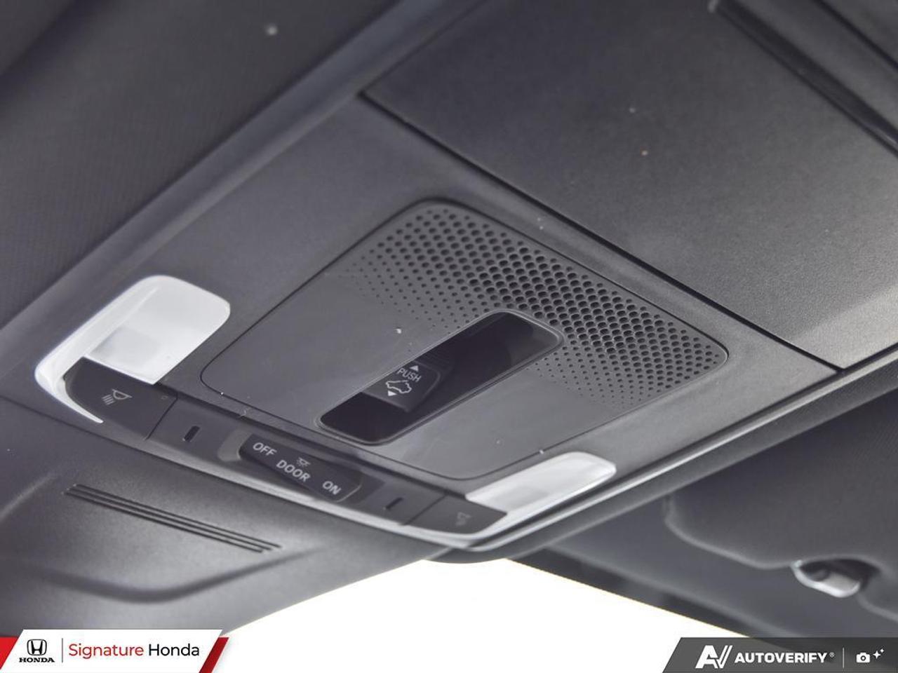2025 Honda CR-V Hybrid Touring Photo