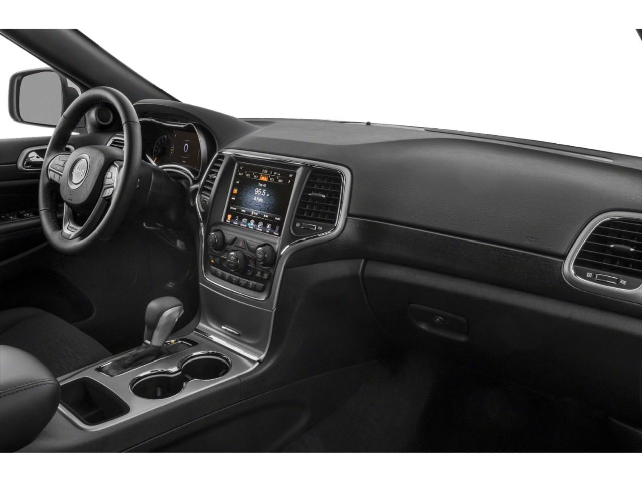 2021 Jeep Grand Cherokee LAREDO 4x4 Photo