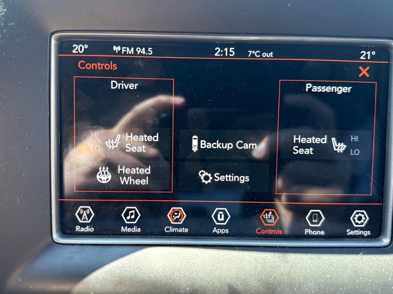 2021 Jeep Grand Cherokee LAREDO 4x4 Photo