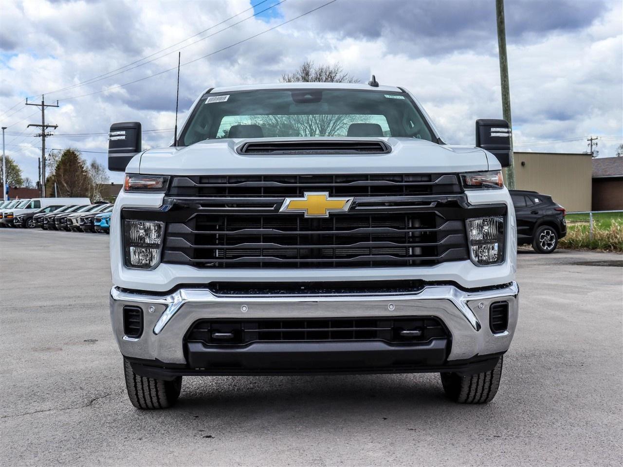 2026 Chevrolet SILVERADO 2500HD 4WD Regular Cab Long Box Work Truck Photo
