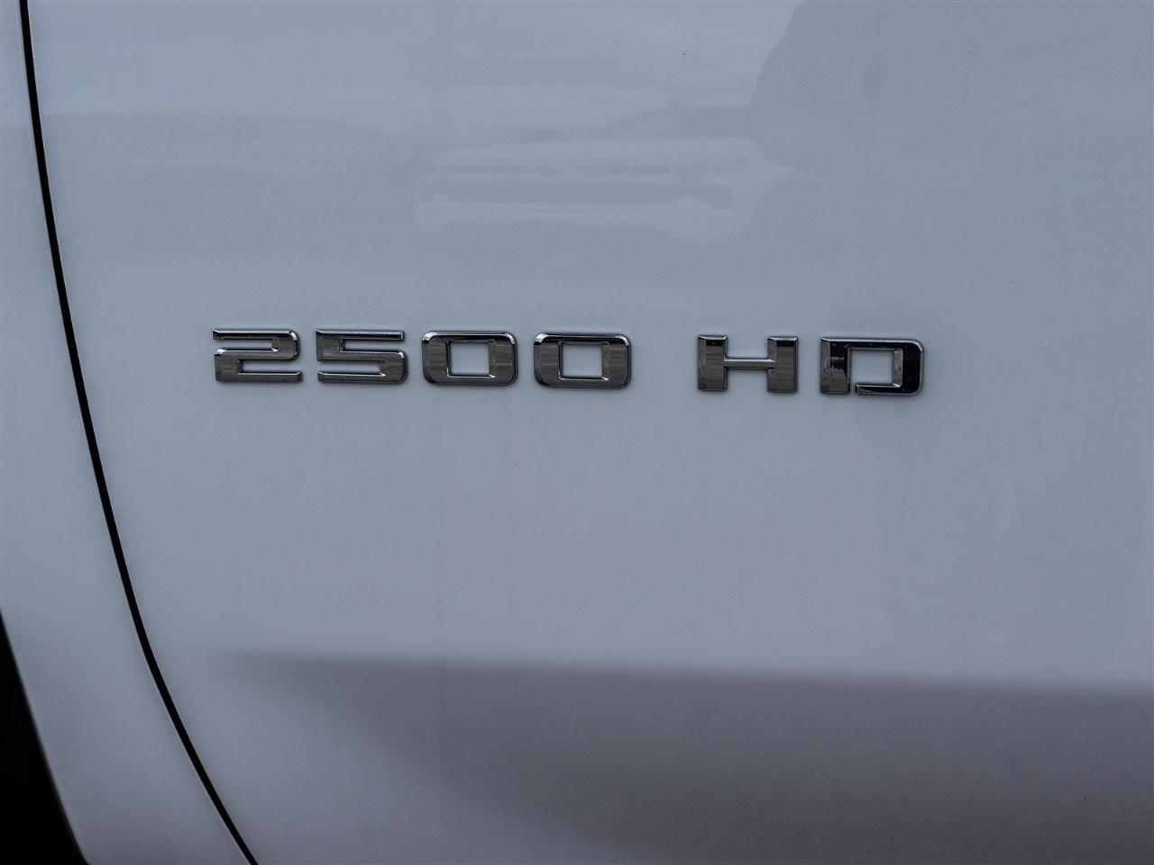 2026 Chevrolet SILVERADO 2500HD 4WD Regular Cab Long Box Work Truck Photo