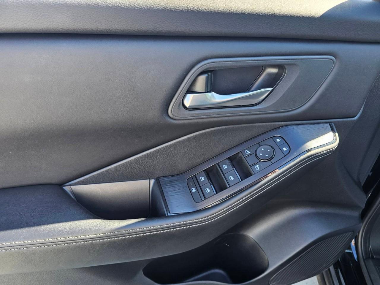 2024 Nissan Rogue SV Moonroof 4dr All-Wheel Drive Sport Utility Photo