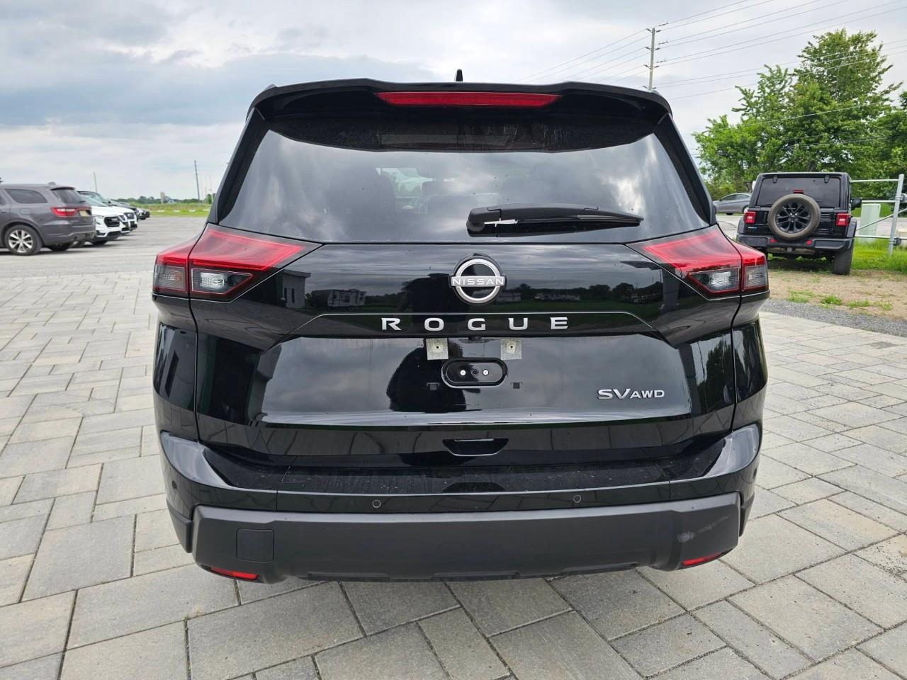 2024 Nissan Rogue SV Moonroof 4dr All-Wheel Drive Sport Utility Photo