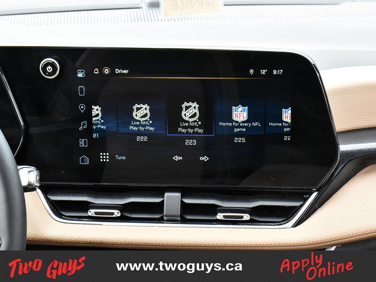 2026 Chevrolet Equinox ACTIV AWD   WOW KMS   Panoroof   Leather Photo