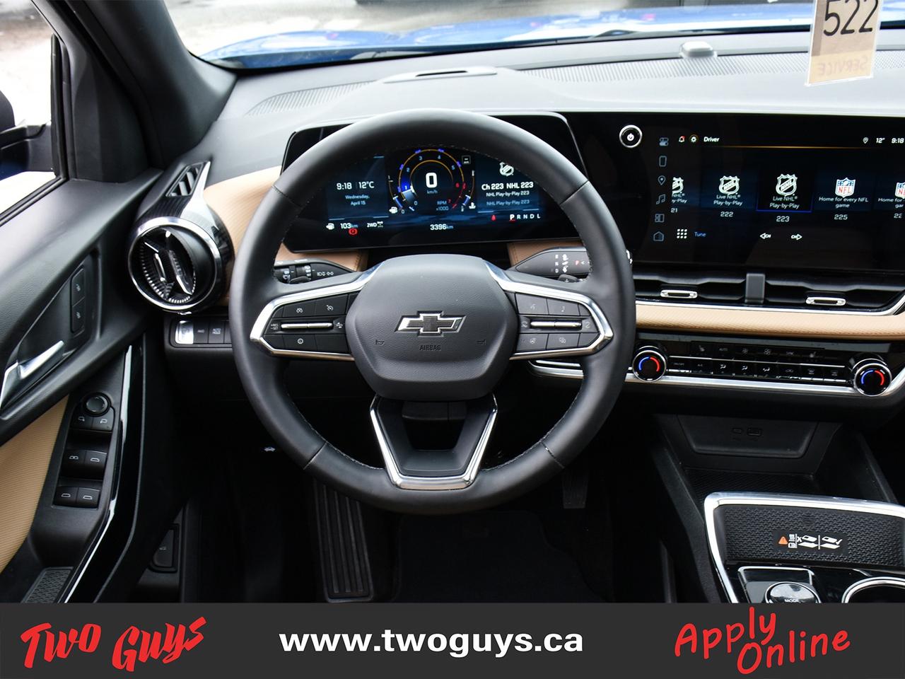 2026 Chevrolet Equinox ACTIV AWD   WOW KMS   Panoroof   Leather Photo