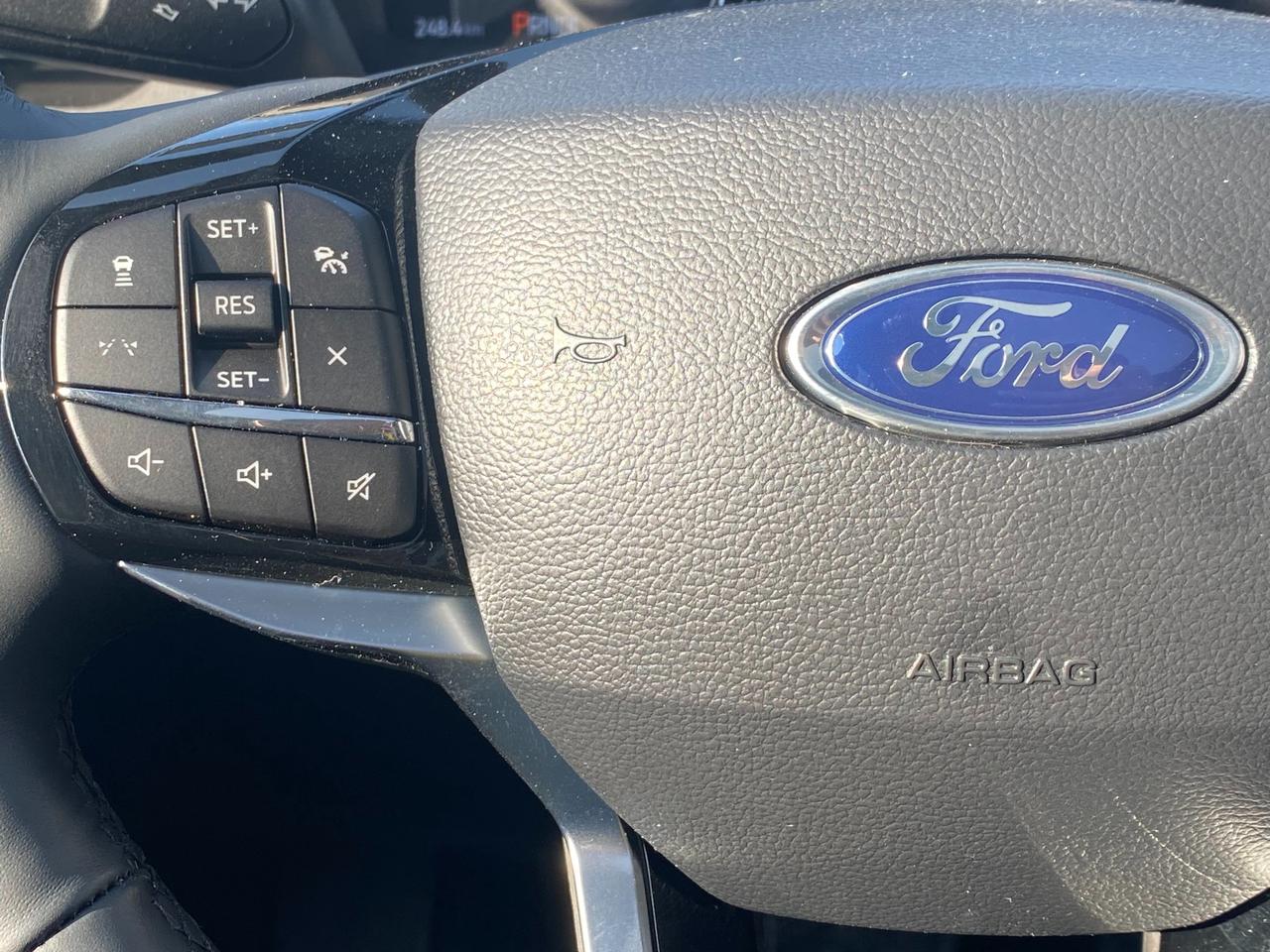 2026 Ford Explorer Platinum 4dr 4x4 Photo