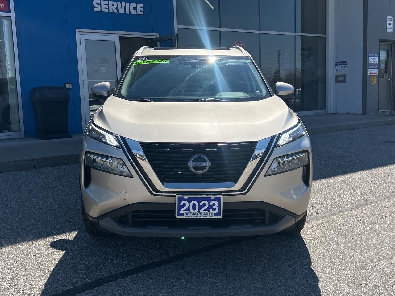 2023 Nissan Rogue SV MOONROOF Photo