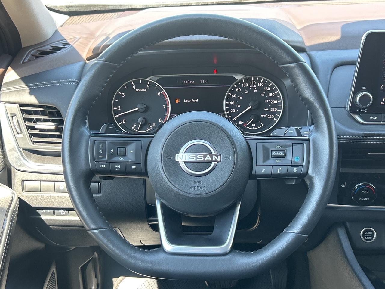 2023 Nissan Rogue SV MOONROOF Photo
