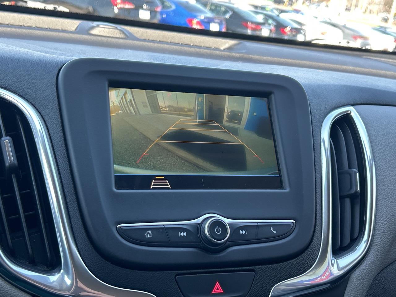2019 Chevrolet Equinox LS Photo