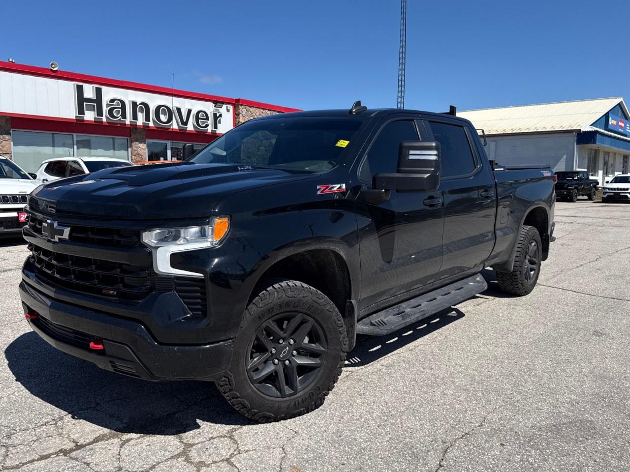 2022 Chevrolet Silverado 1500 Crew Cab Standard Box 4-Wheel Drive LT Trail Boss Photo