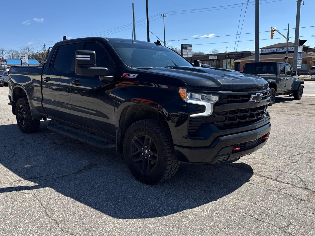 2022 Chevrolet Silverado 1500 Crew Cab Standard Box 4-Wheel Drive LT Trail Boss Photo