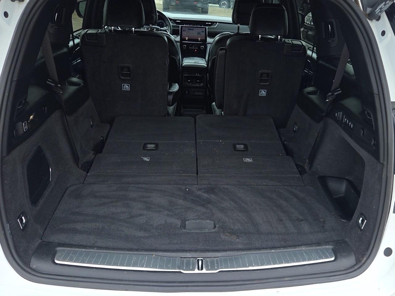 2022 Jeep Grand Cherokee L Overland 4x4 Photo4