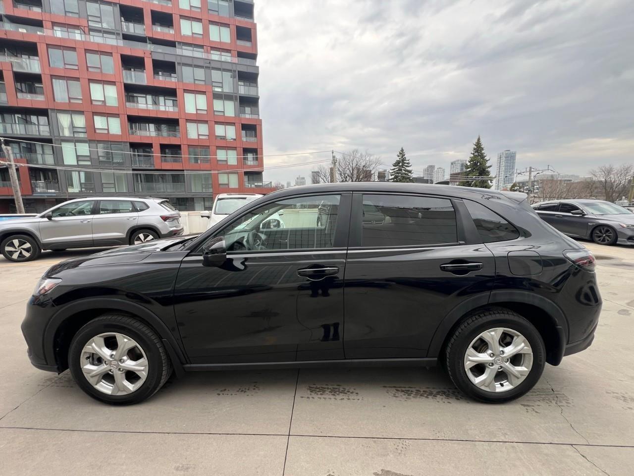 2025 Honda HR-V LX 4dr All-Wheel Drive Photo