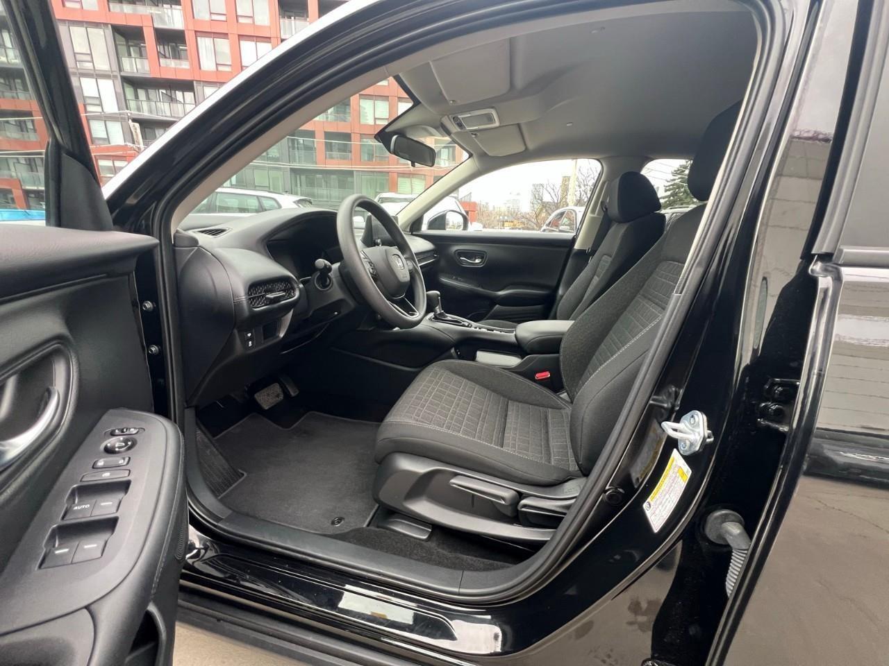 2025 Honda HR-V LX 4dr All-Wheel Drive Photo