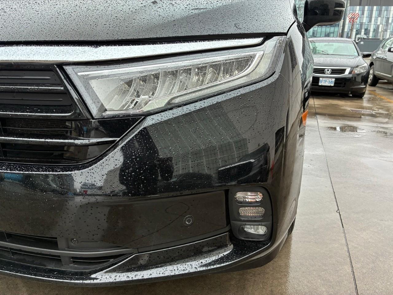 2022 Honda Odyssey EX-L RES Passenger Van Photo