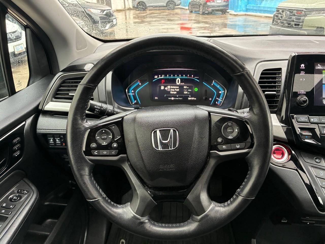 2022 Honda Odyssey EX-L RES Passenger Van Photo