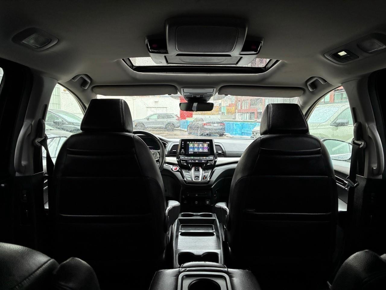 2022 Honda Odyssey EX-L RES Passenger Van Photo