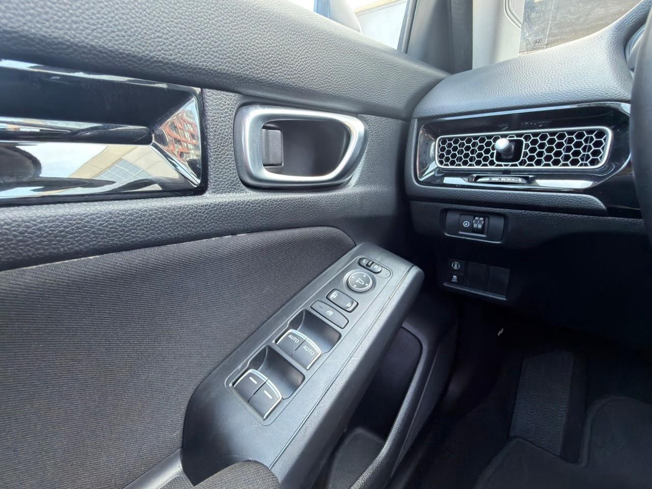 2022 Honda Civic EX 4dr Sedan Photo