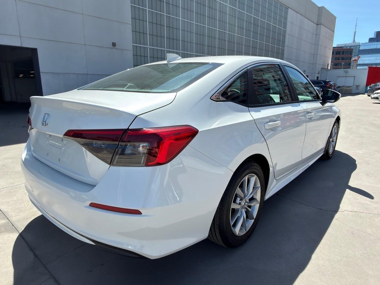 2022 Honda Civic EX 4dr Sedan Photo