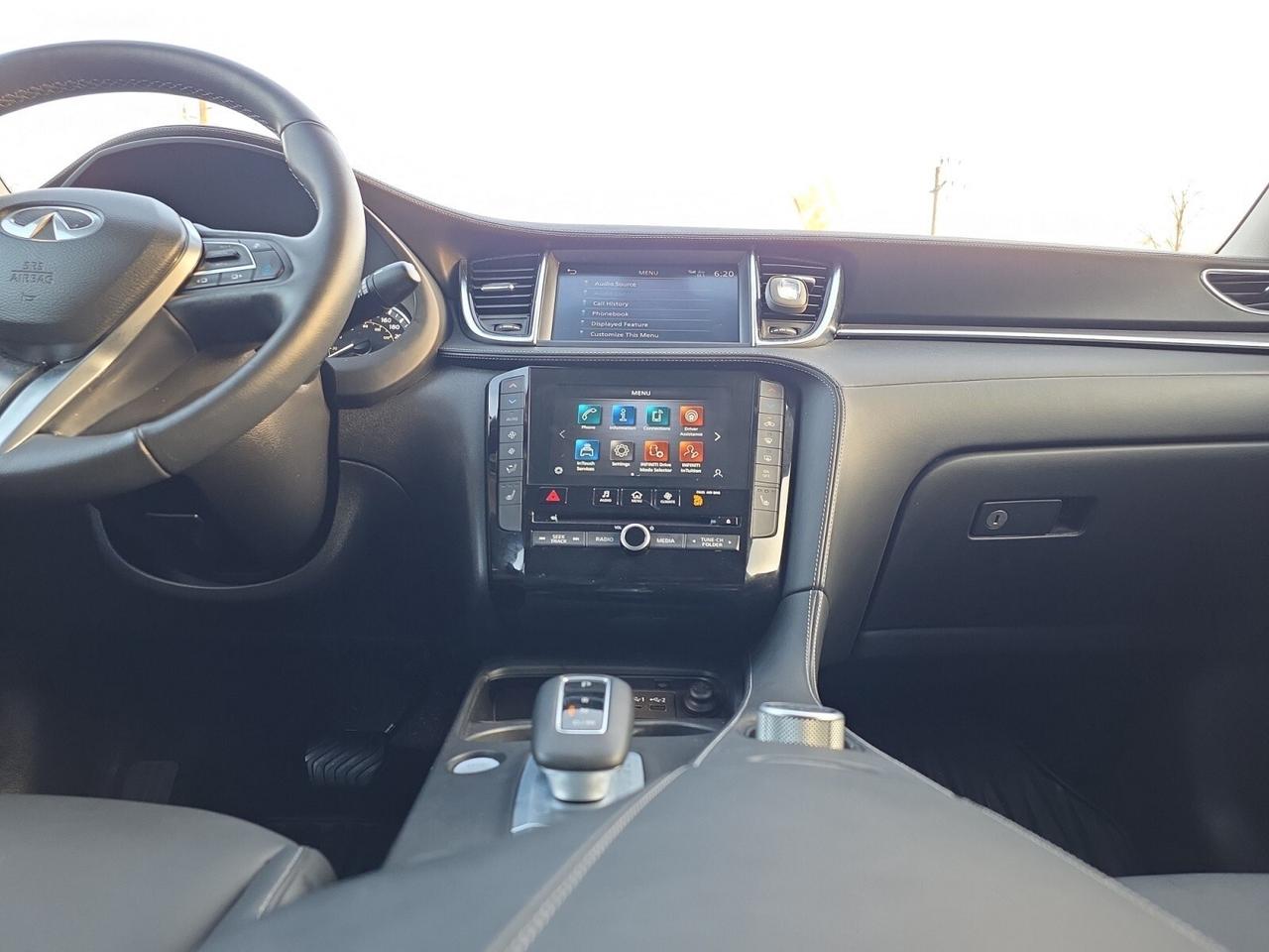 2023 Infiniti QX50 PURE AWD * VERY LOW KM / 1 OWNER / DRIVER ASSIST / Photo