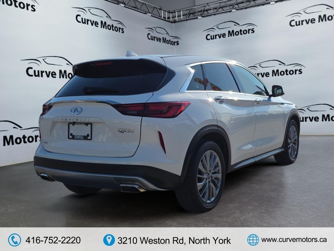 2023 Infiniti QX50 PURE AWD * VERY LOW KM / 1 OWNER / DRIVER ASSIST / Photo
