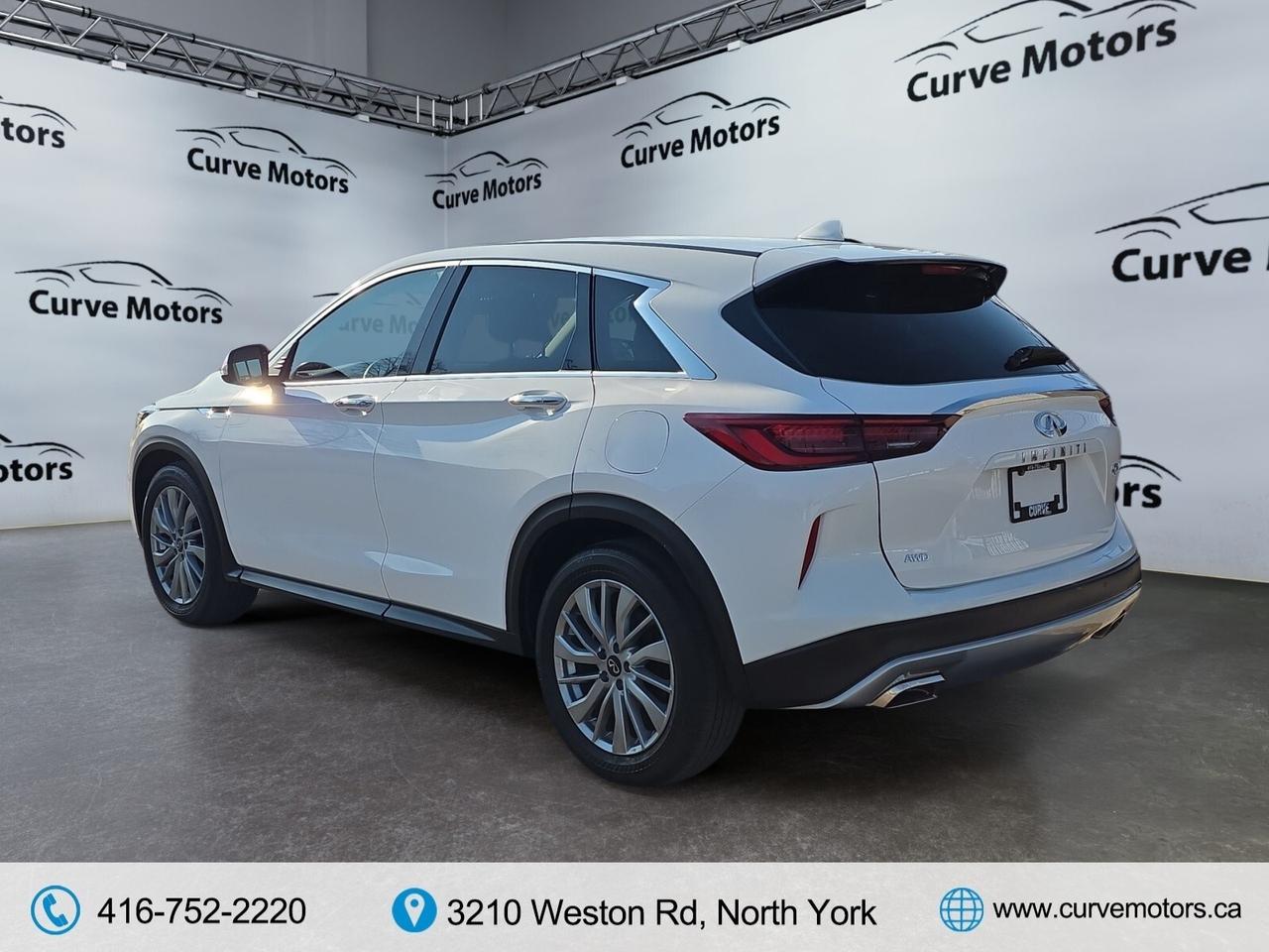 2023 Infiniti QX50 PURE AWD * VERY LOW KM / 1 OWNER / DRIVER ASSIST / Photo
