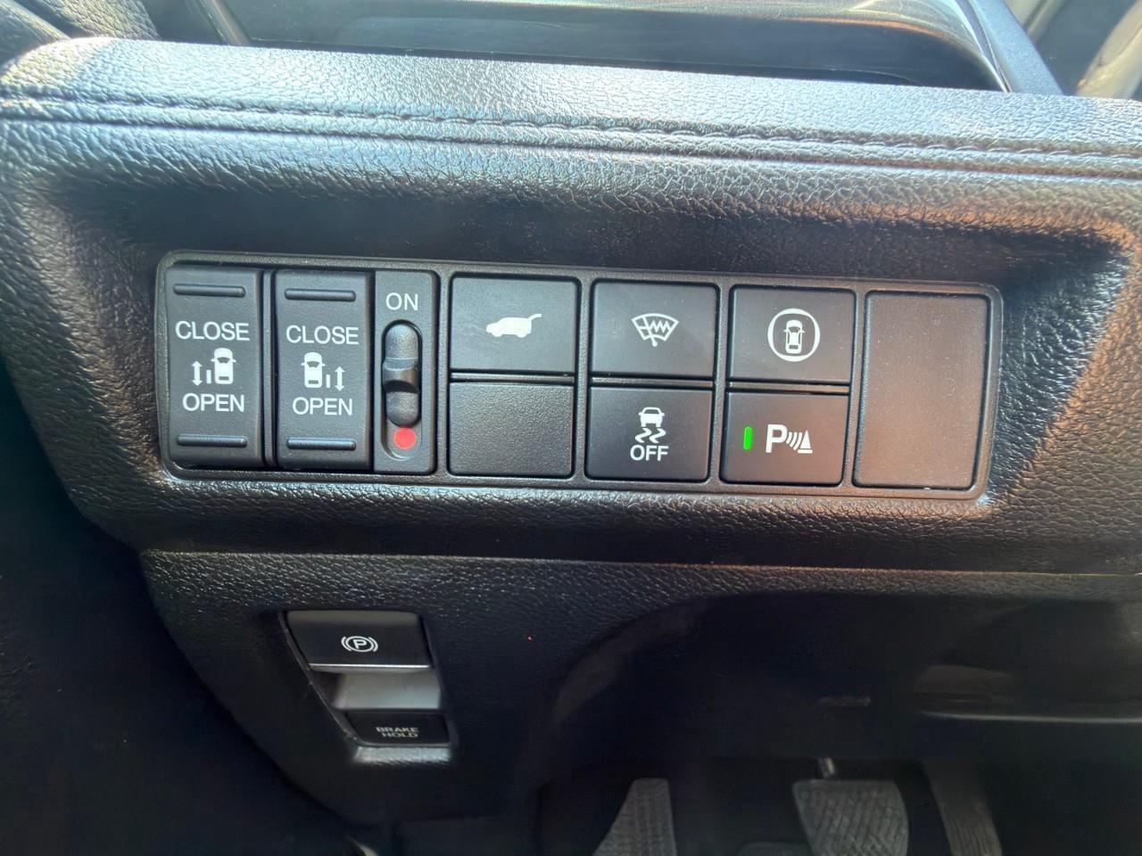 2024 Honda Odyssey Touring Passenger Van Photo