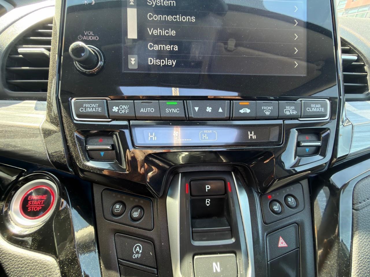 2024 Honda Odyssey Touring Passenger Van Photo