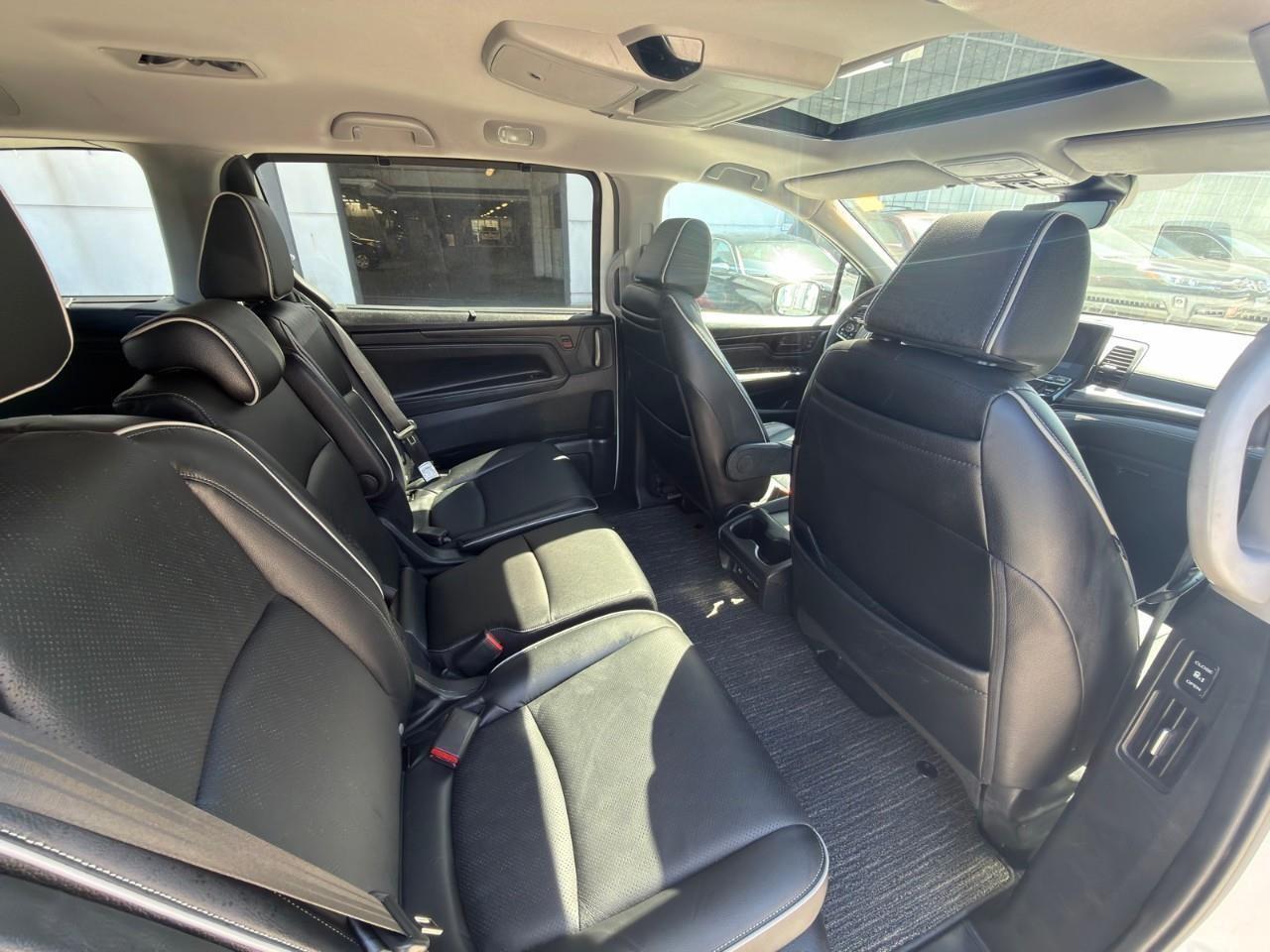 2024 Honda Odyssey Touring Passenger Van Photo