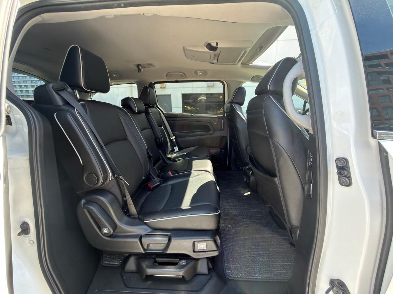 2024 Honda Odyssey Touring Passenger Van Photo