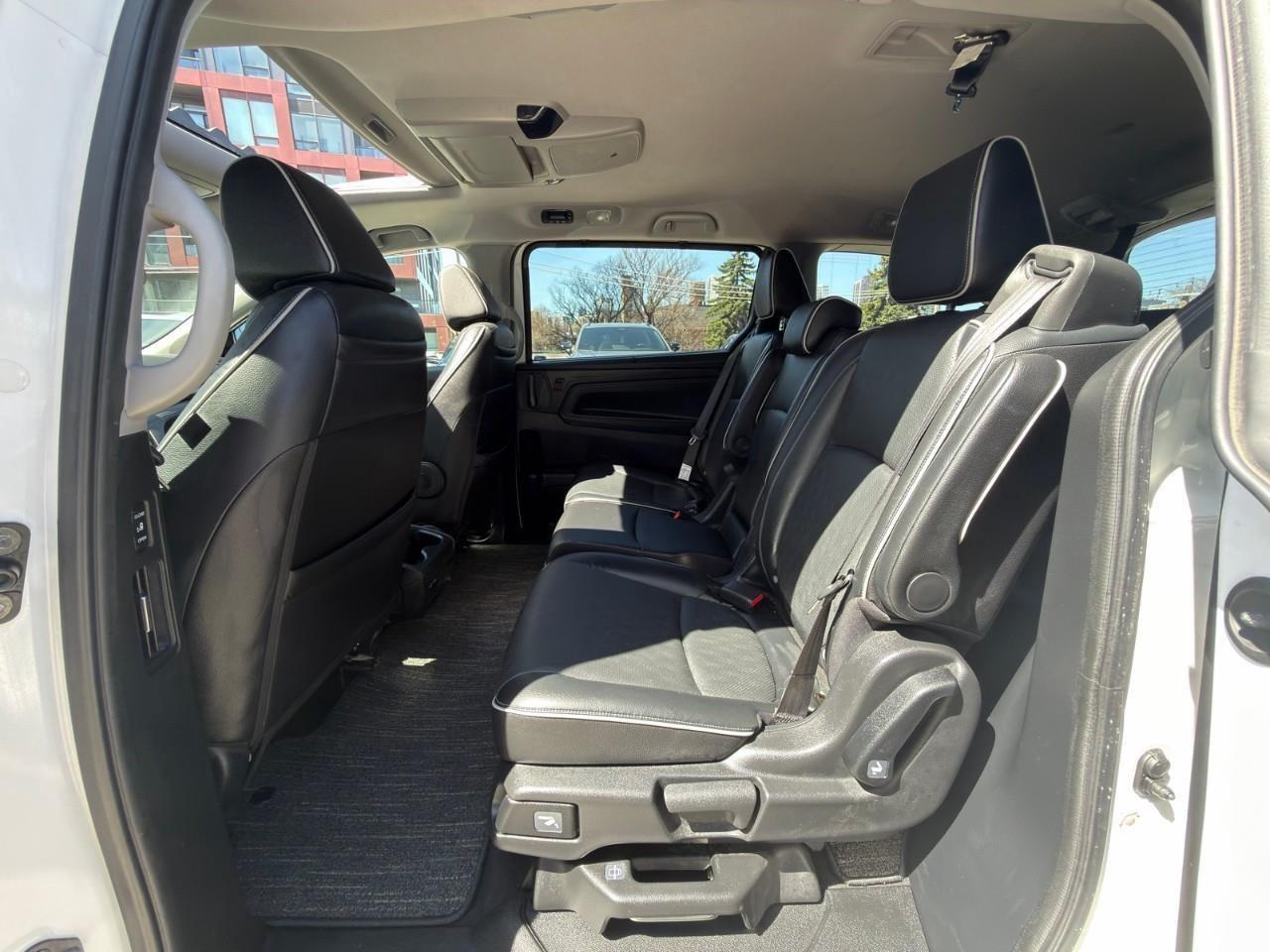2024 Honda Odyssey Touring Passenger Van Photo