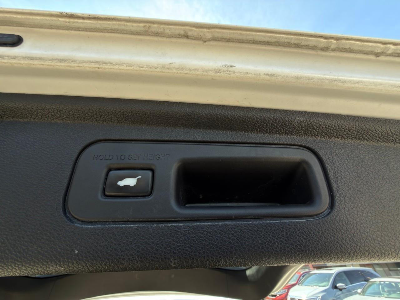 2024 Honda Odyssey Touring Passenger Van Photo