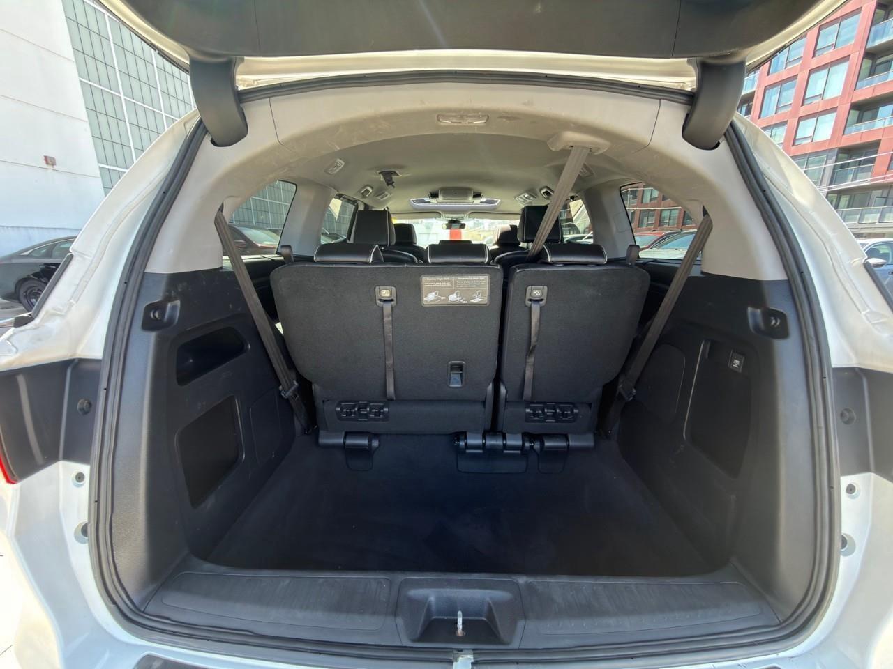 2024 Honda Odyssey Touring Passenger Van Photo