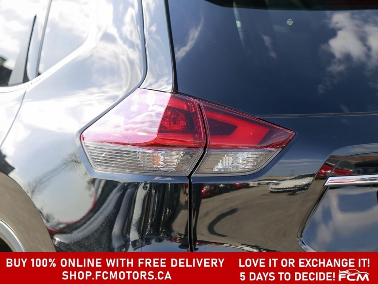 2018 Nissan Rogue SV AWD ~AUTOMATIC, FULLY CERTIFIED WITH WARRANTY!! Photo